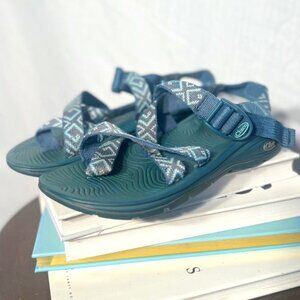 Chaco Sandals in Teal - Size 7